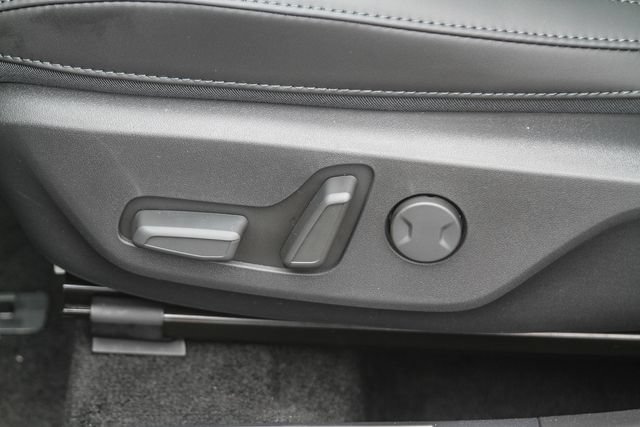New 2026 Kia Niro EX FWD image 22