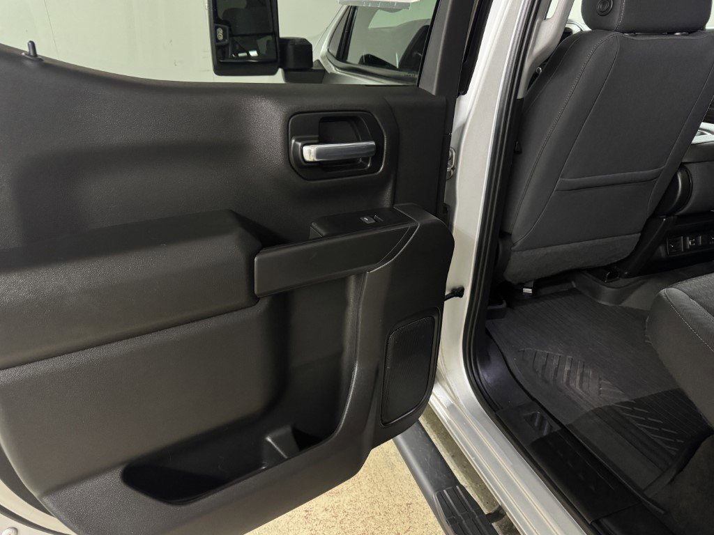 Used 2022 Chevrolet Silverado 1500 LT image 22