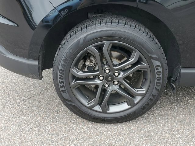 Used 2018 Ford Edge SEL w/ Equipment Group 201A image 5