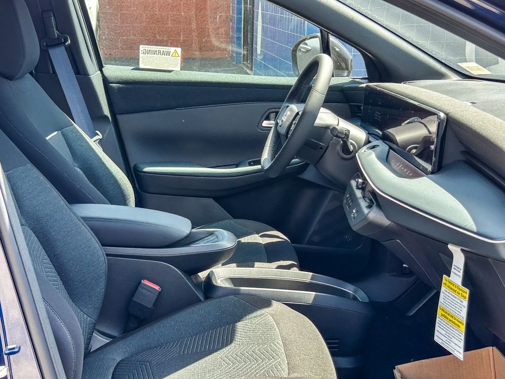 New 2026 Nissan Leaf w/ Protection Package FWD image 19