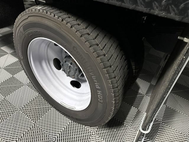 New 2023 Ford F550 4x4 Regular Cab Super Duty image 12