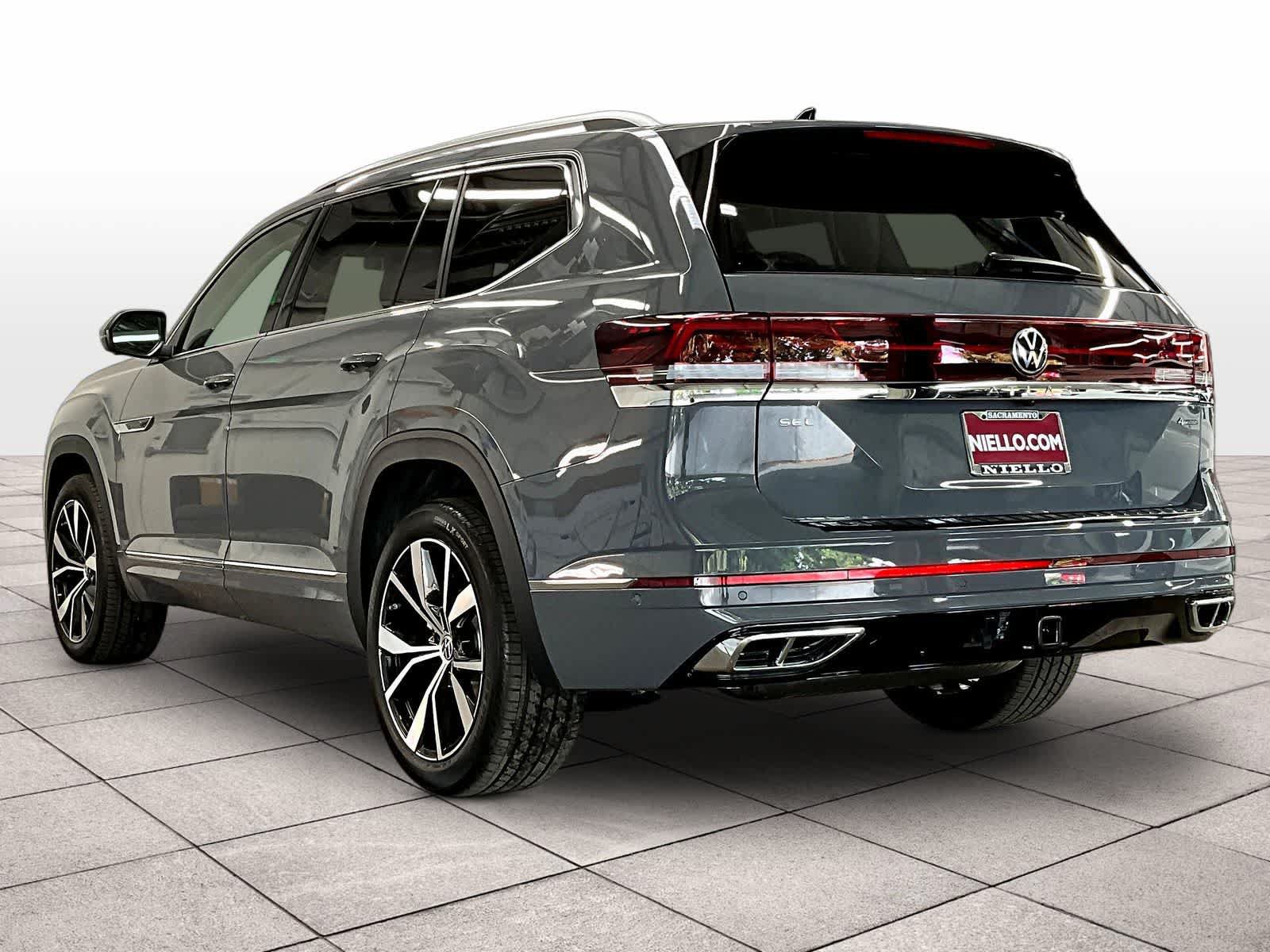 New 2026 Volkswagen Atlas SEL Premium R-Line AWD/4WD image 3