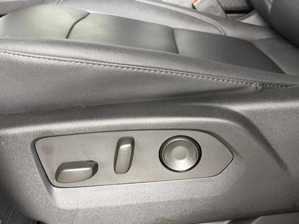 Used 2023 Chevrolet Tahoe Z71 w/ Off-Road Capability Package image 27