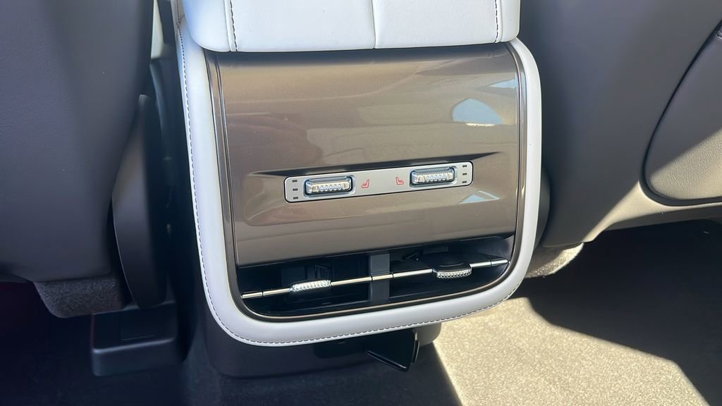 New 2025 Lincoln Nautilus Black Label w/ Jet Appearance Package AWD/4WD image 8