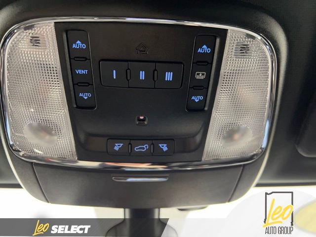 Used 2021 Jeep Grand Cherokee Limited w/ Premium Lighting Group image 17