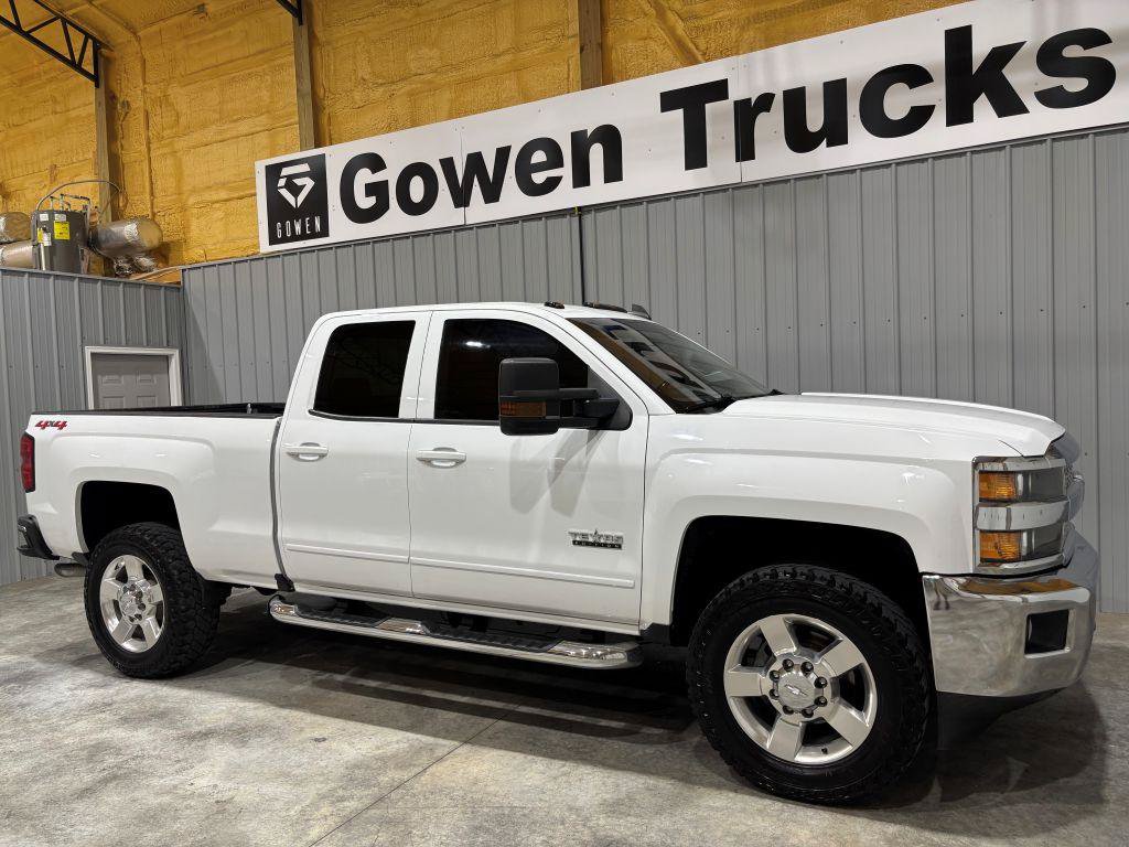 Used 2019 Chevrolet Silverado 2500 LT w/ Texas Edition AWD/4WD image 3