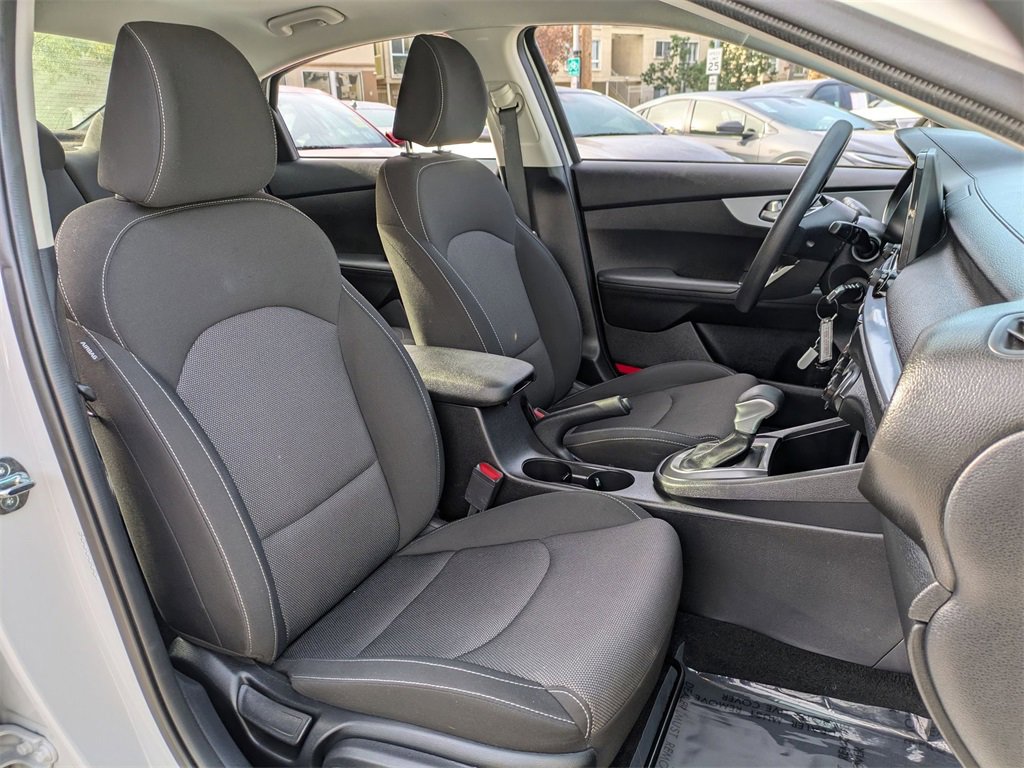 Used 2024 Kia Forte LXS image 28