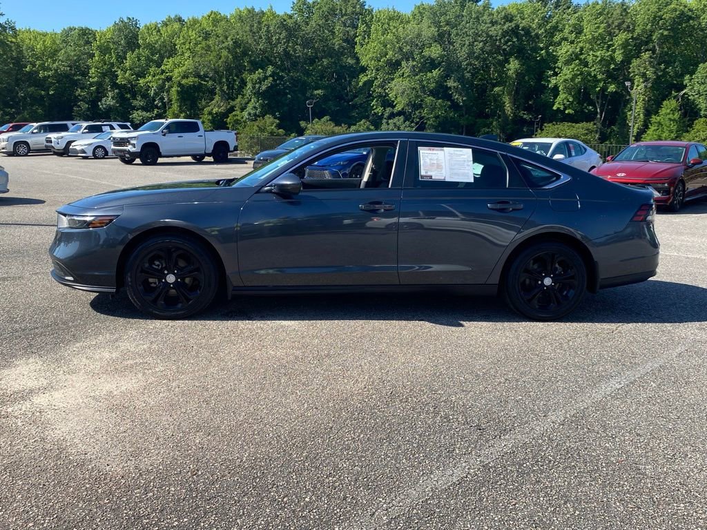Used 2023 Honda Accord LX image 4