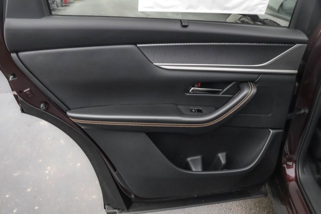 New 2026 MAZDA CX-90 Plug-In Hybrid w/ Premium Plus image 32