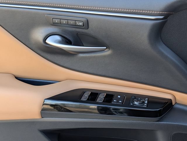 Used 2022 Lexus ES 350 w/ Premium Package FWD image 25