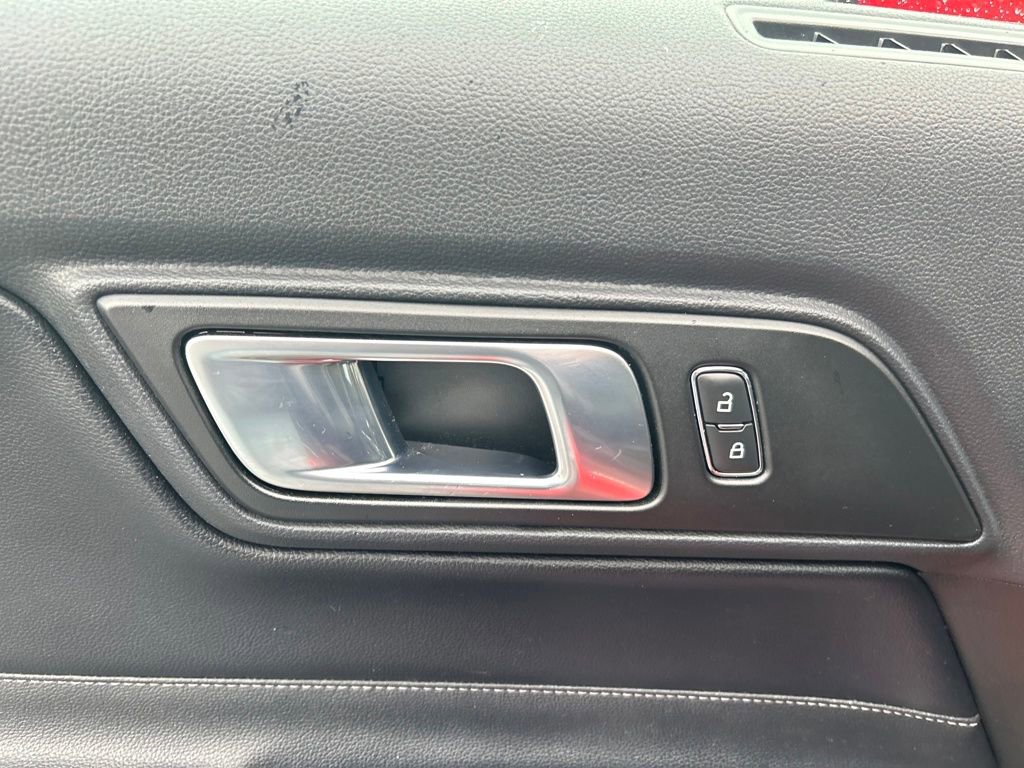 Used 2022 Ford Mustang Premium image 17