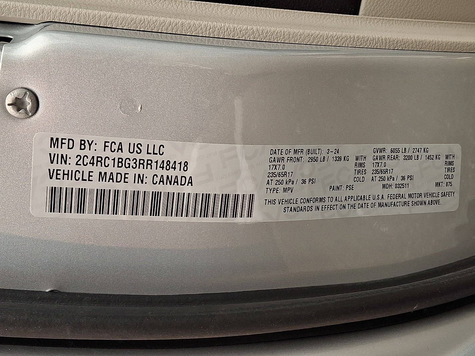 Used 2024 Chrysler Pacifica Touring-L FWD image 30