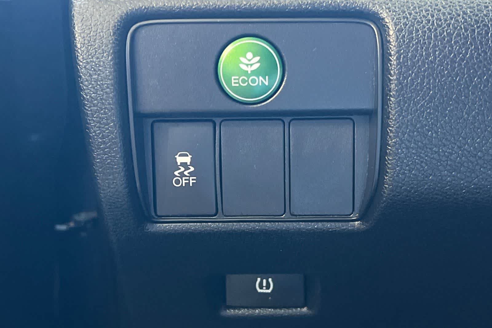 Used 2013 Honda Accord Sport image 30