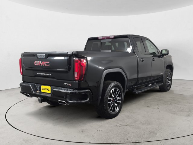 Used 2019 GMC Sierra 1500 AT4 w/ AT4 Premium Package AWD/4WD image 4