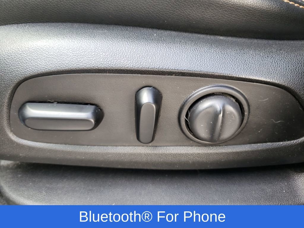 Used 2020 GMC Terrain SLT image 16