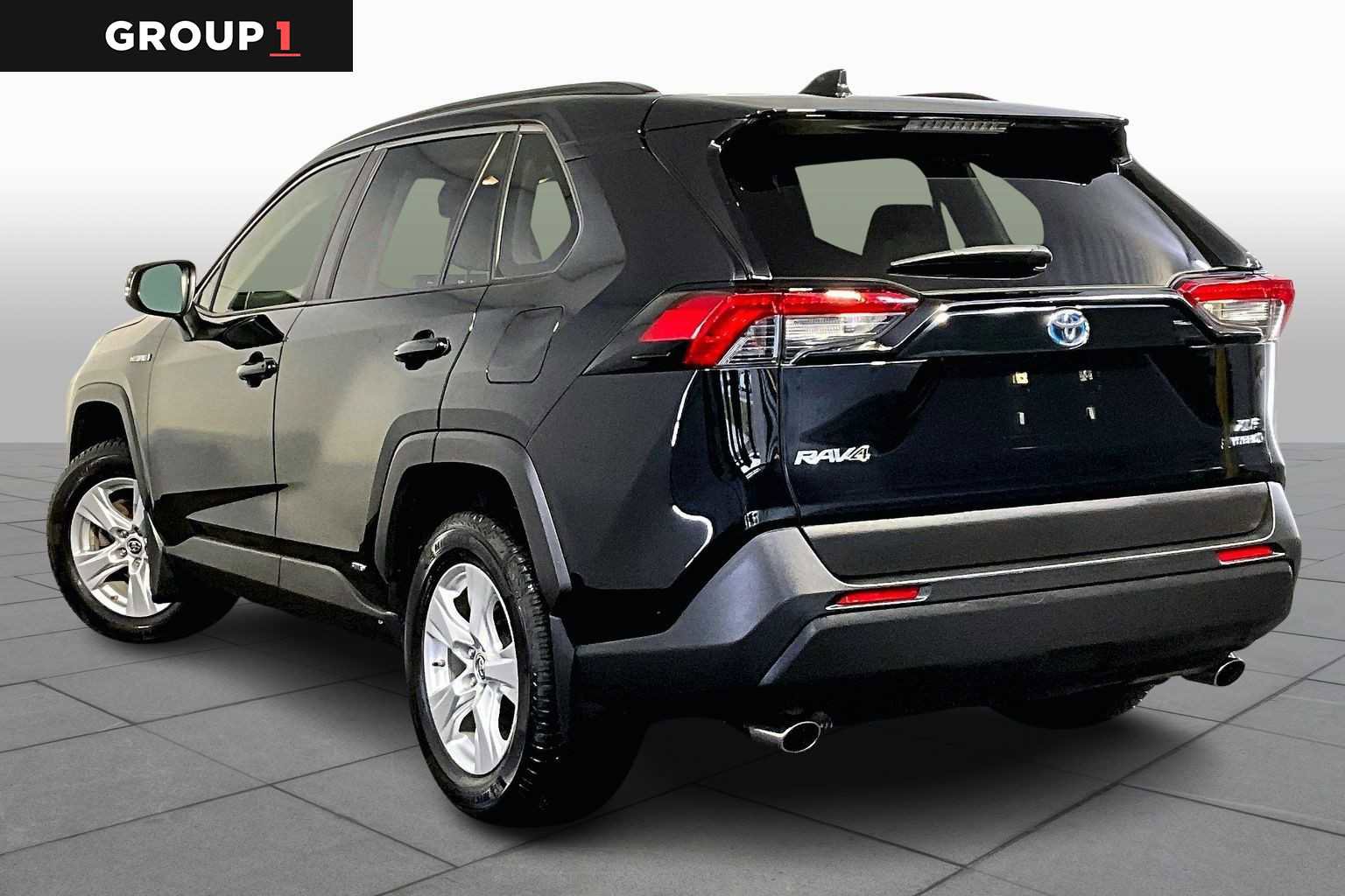 Used 2019 Toyota RAV4 XLE image 21
