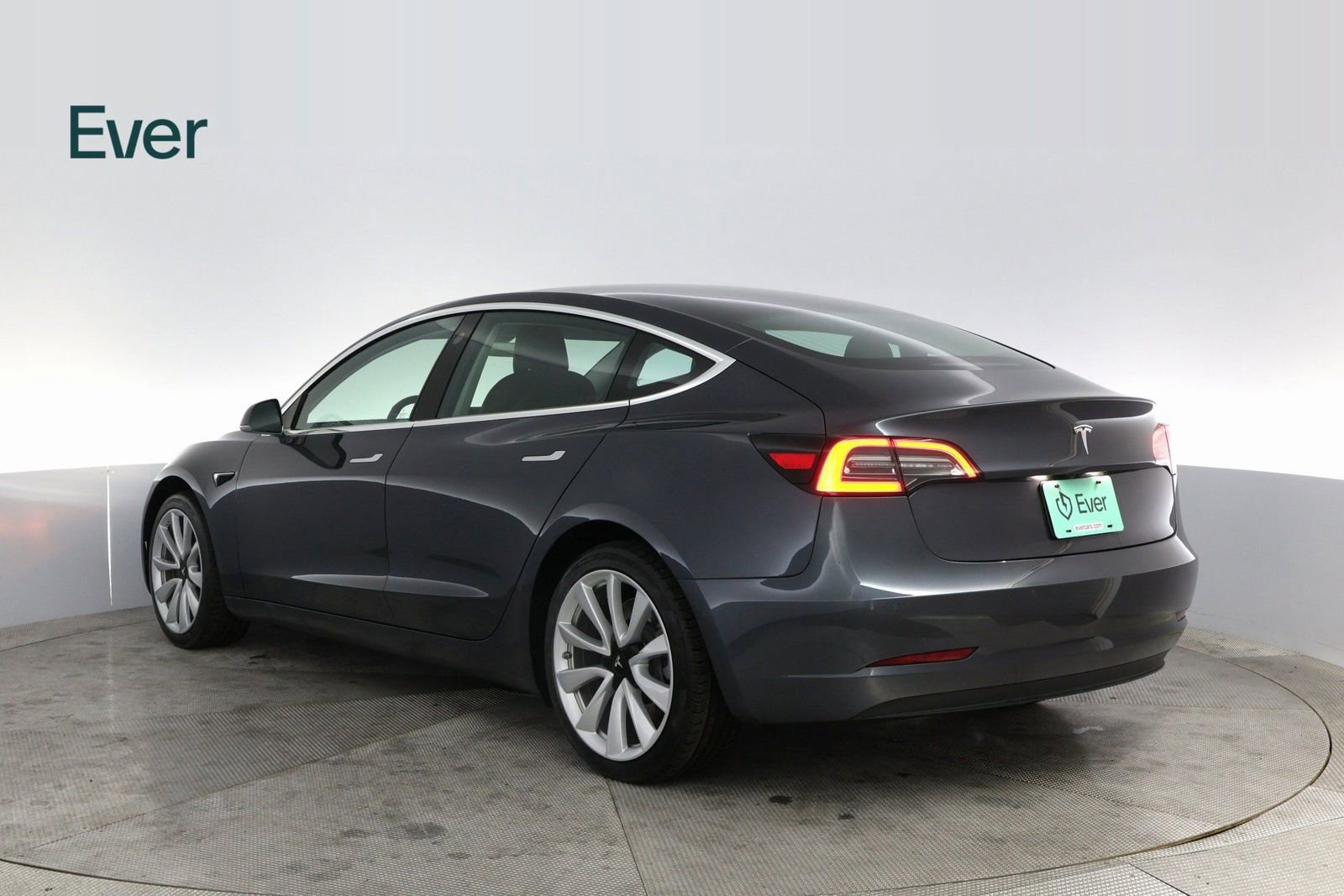 Used 2019 Tesla Model 3 Standard Range Plus image 14