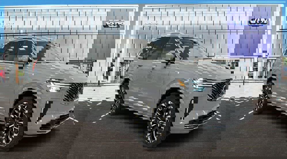 New 2026 Volvo XC90 B6 Plus w/ Protection Package Premier image 1