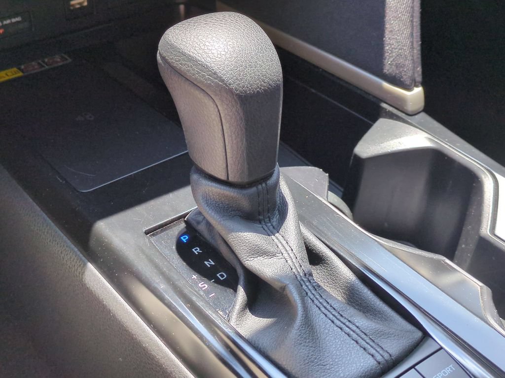 Used 2025 Toyota Camry LE FWD image 20