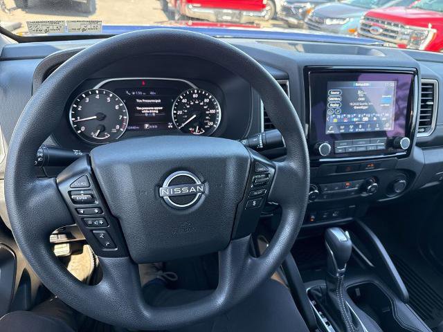 Used 2022 Nissan Frontier SV w/ Technology Package AWD/4WD image 17