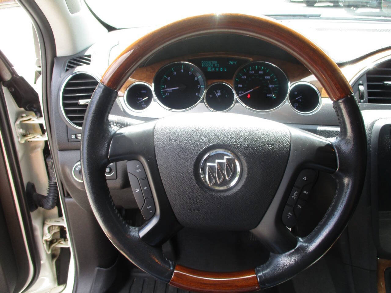 Used 2012 Buick Enclave Premium w/ Trailering Provision Package AWD/4WD image 17