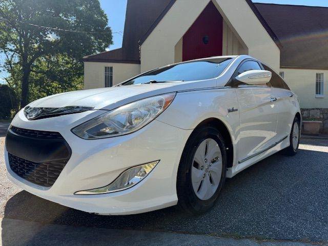 Used 2015 Hyundai Sonata Hybrid image 3