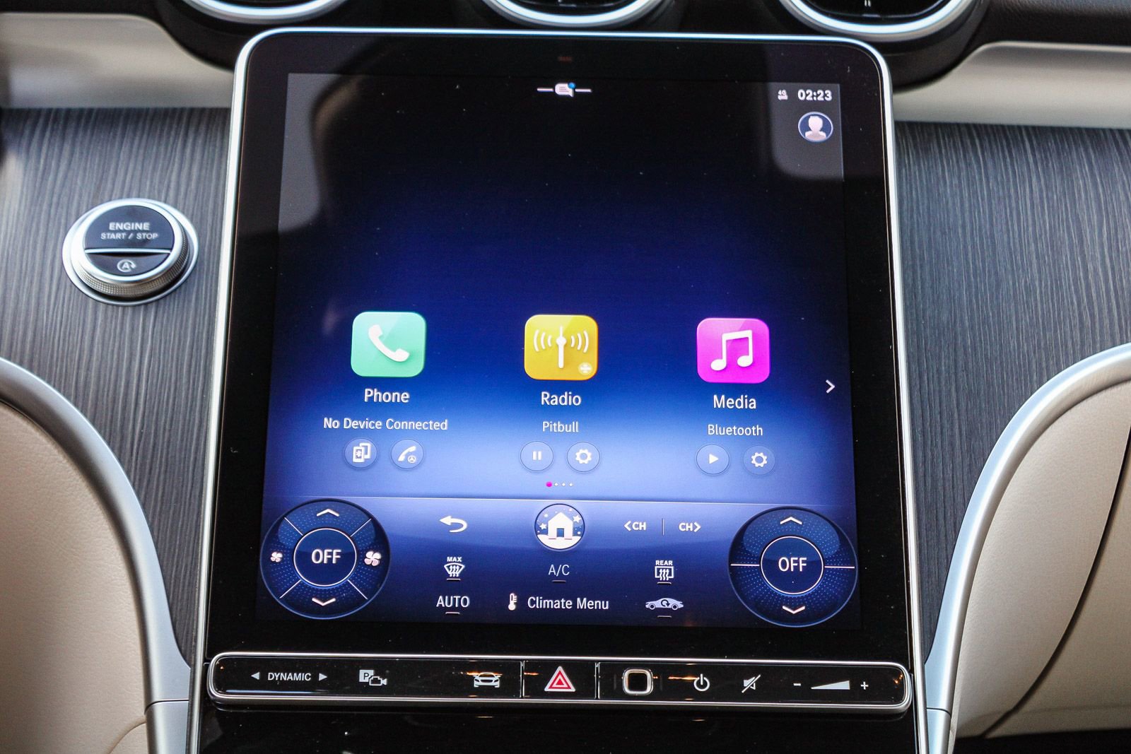 Certified 2025 Mercedes-Benz C 300 4MATIC Sedan image 13