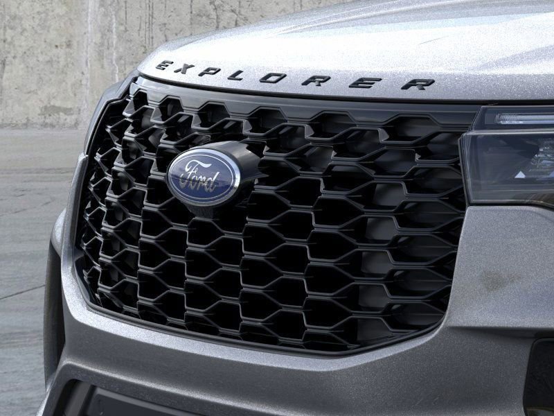 Used 2026 Ford Explorer ST-Line w/ ST-Line Street Pack AWD/4WD image 17