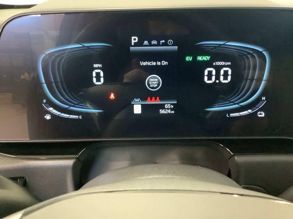 Certified 2025 Kia Niro EX image 7