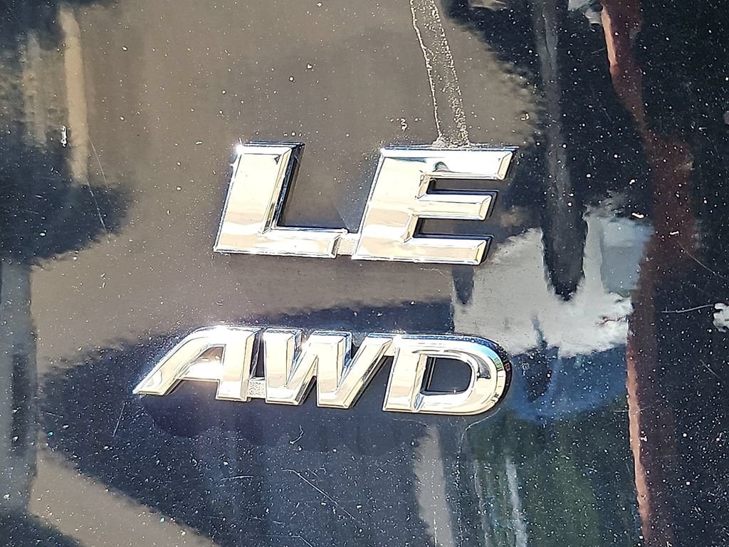 Used 2020 Toyota RAV4 LE w/ All Weather Liner Package AWD/4WD image 32