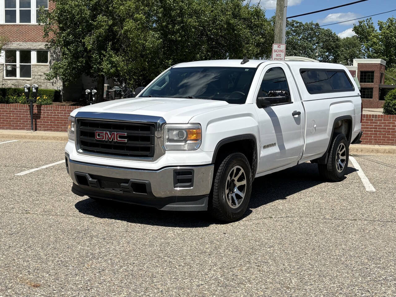 Used 2015 GMC Sierra 1500 2WD Regular Cab image 17