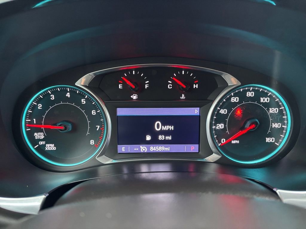 Used 2021 Chevrolet Traverse LT image 19