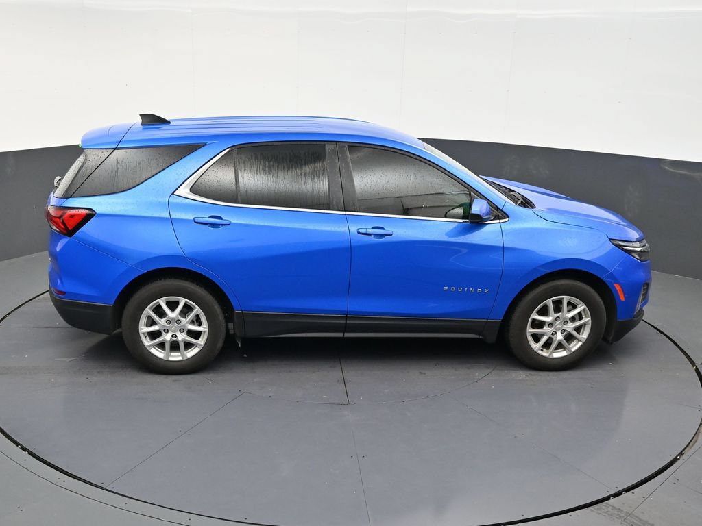 Used 2024 Chevrolet Equinox LT FWD image 16