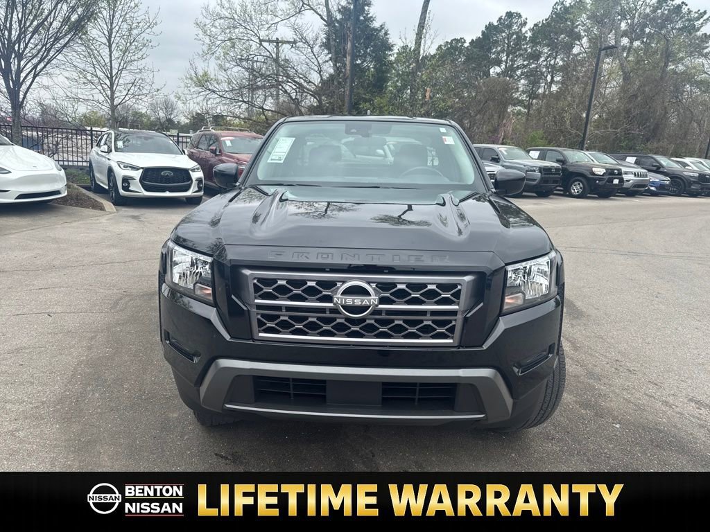 Certified 2024 Nissan Frontier SV w/ Technology Package image 9
