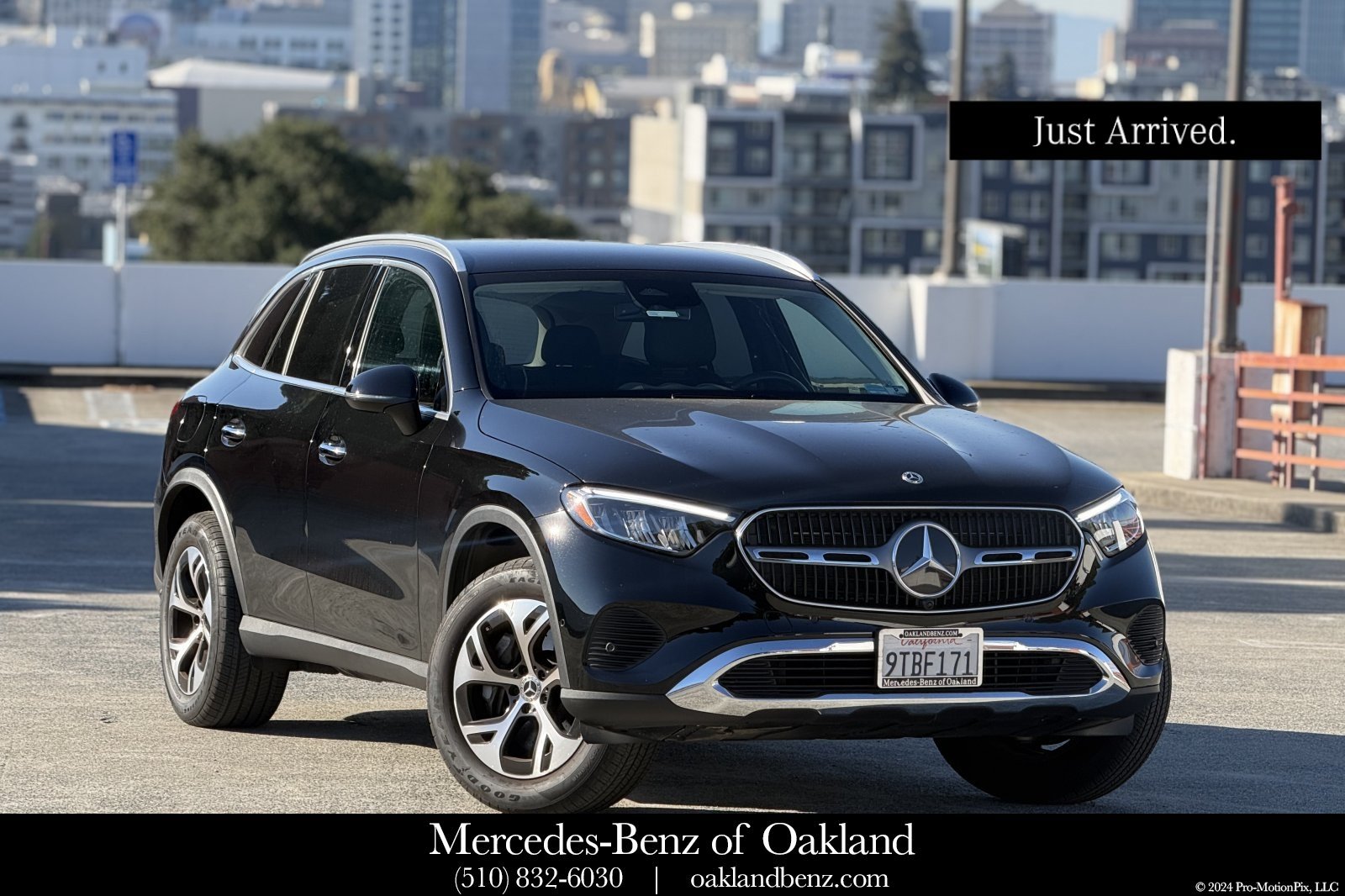 Used 2025 Mercedes-Benz GLC 350e 4MATIC image 1