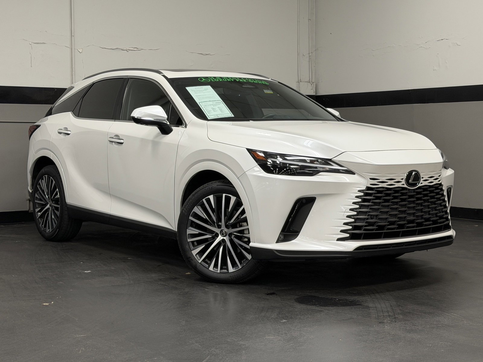 Used 2023 Lexus RX 350 Premium Plus image 2