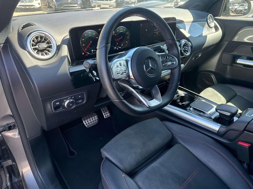 Used 2023 Mercedes-Benz GLA 250 image 18