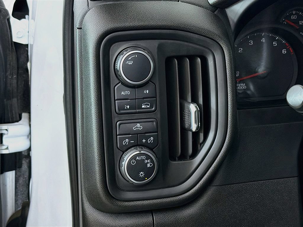 Used 2022 Chevrolet Silverado 1500 Custom w/ Rally Edition AWD/4WD image 28