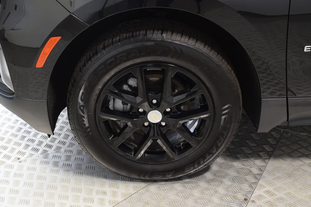Used 2023 Chevrolet Equinox LT AWD/4WD image 36