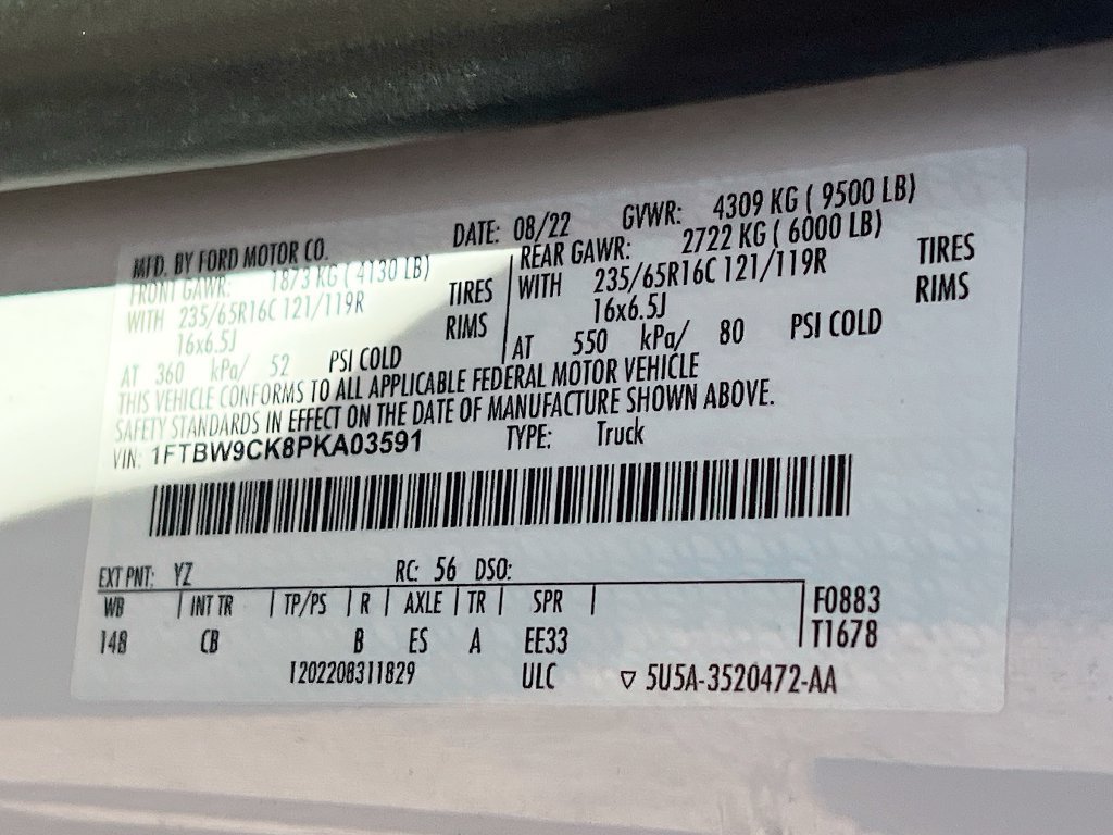 Used 2023 Ford E-Transit Medium Roof RWD image 31