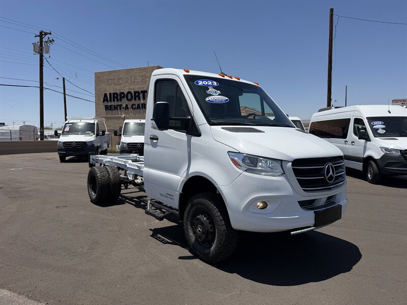 Used 2023 Mercedes-Benz Sprinter 3500 w/ Charging Package, Dashboard video 1