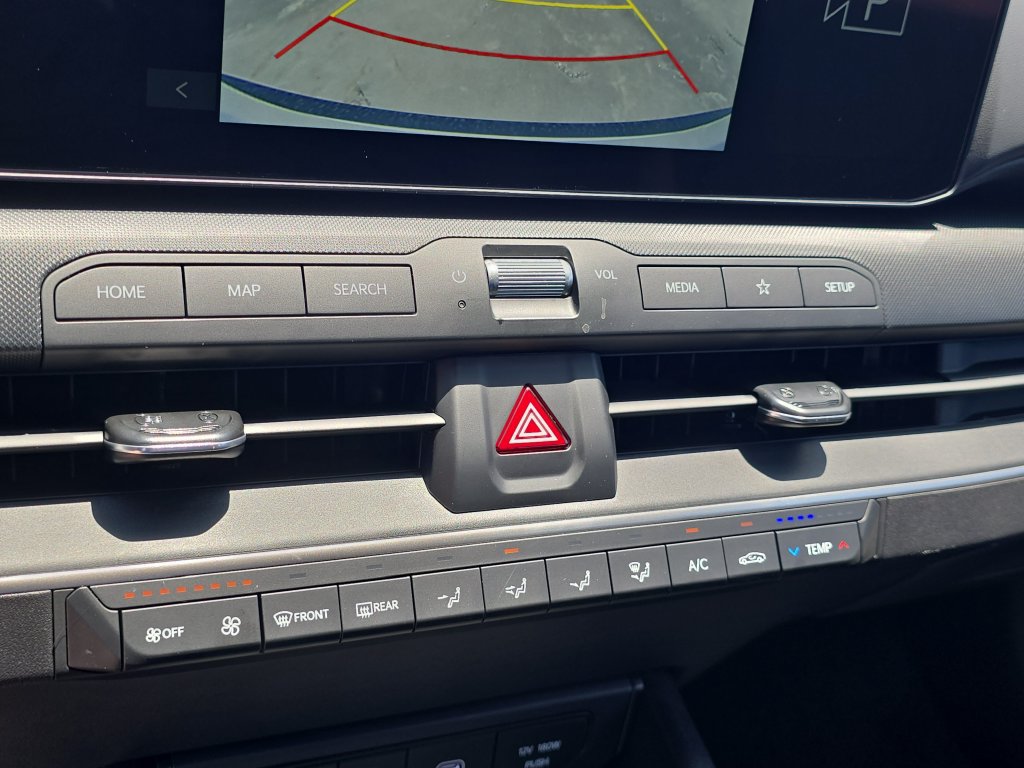 New 2026 Kia K4 FWD image 24