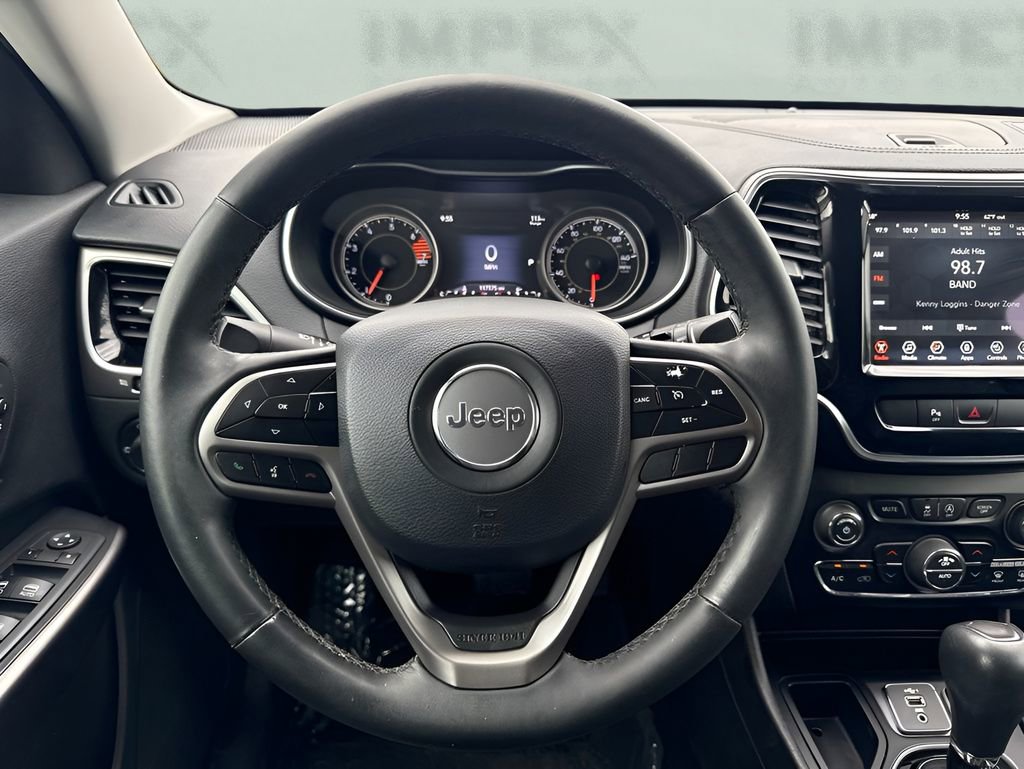Used 2019 Jeep Cherokee Limited FWD image 14