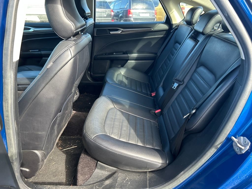 Used 2017 Ford Fusion SE image 8