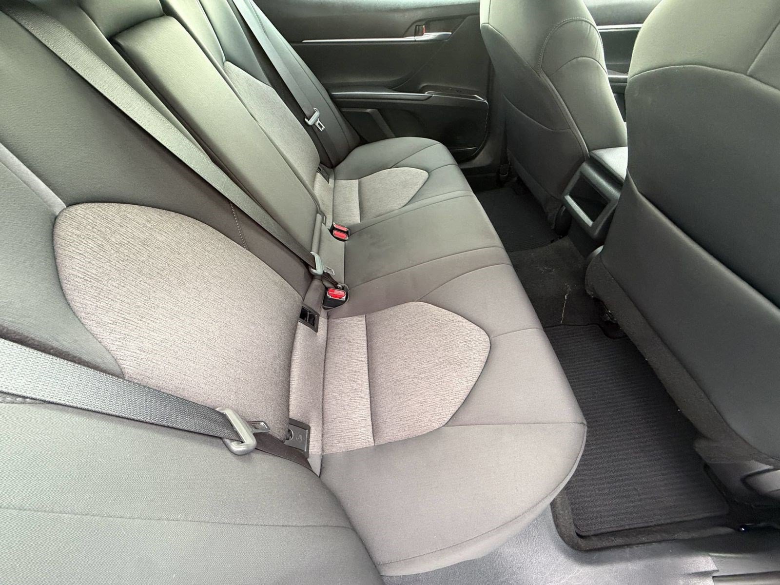 Used 2023 Toyota Camry LE w/ Convenience Package FWD image 33