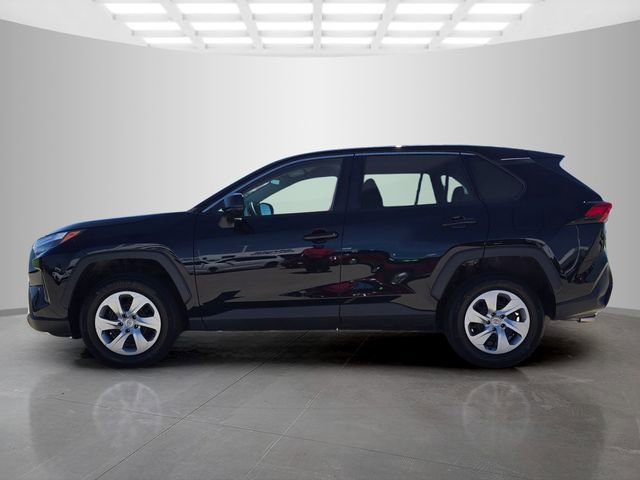 Used 2023 Toyota RAV4 LE AWD/4WD image 8