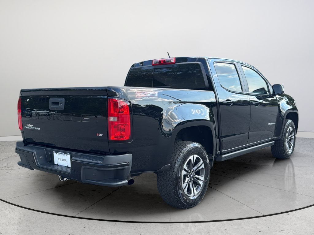 Used 2022 Chevrolet Colorado Z71 w/ Safety Package AWD/4WD image 8