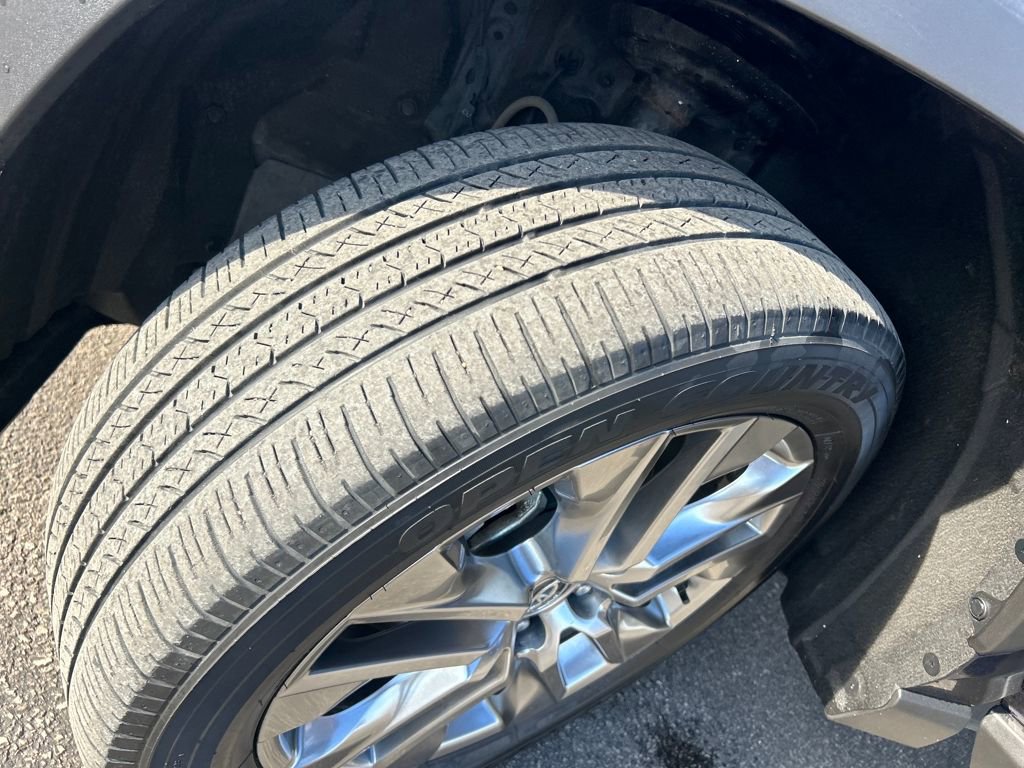 Certified 2020 Toyota RAV4 XLE Premium image 31