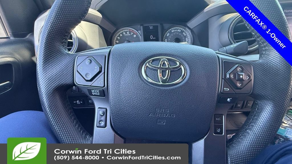 Used 2020 Toyota Tacoma TRD Sport w/ Technology Package AWD/4WD image 16
