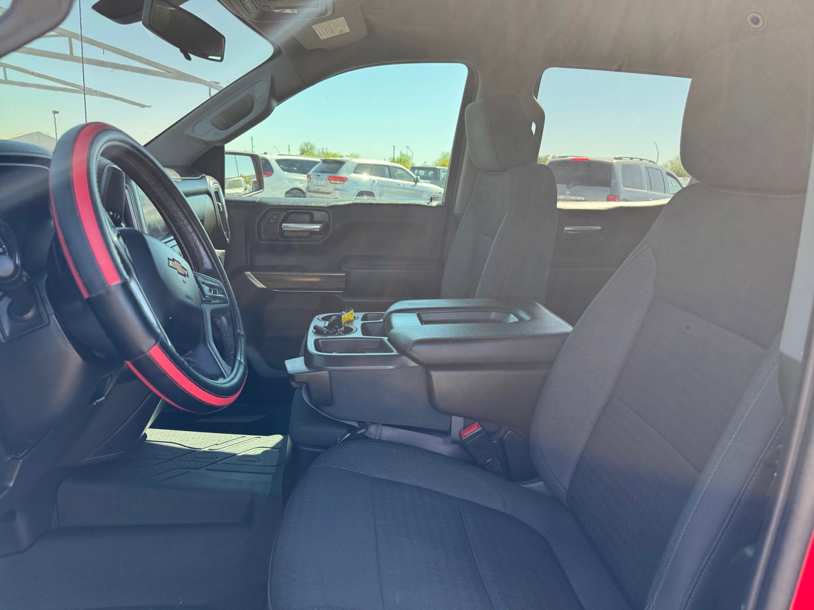 Used 2021 Chevrolet Silverado 1500 LT image 12